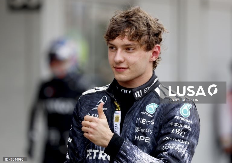 O piloto italiano Kimi Antonelli (Mercedes) venceu hoje o Grande Prémio do Japão de Fórmula 1 e tornou-se, aos 19 anos, no mais novo líder de sempre do Campeonato do Mundo.