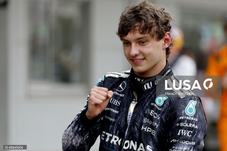 O piloto italiano Kimi Antonelli (Mercedes) venceu hoje o Grande Prémio do Japão de Fórmula 1 e tornou-se, aos 19 anos, no mais novo líder de sempre do Campeonato do Mundo.