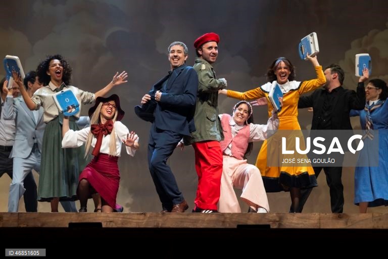 Teatro: Ensaio de imprensa do "Sr. Engenheiro" – Alegadamente Um Musical