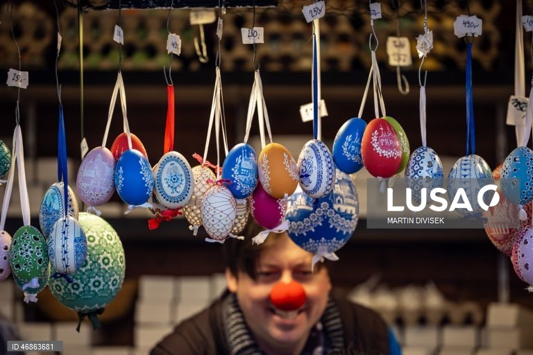 Chéquia: Mercado de Páscoa em Praga