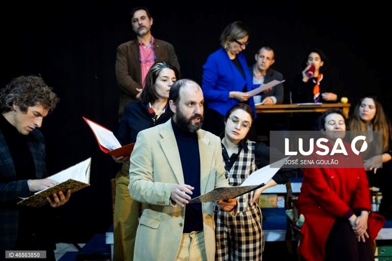 Ensaio de imprensa da peça "Nesta Hora Primeira: de Novo"