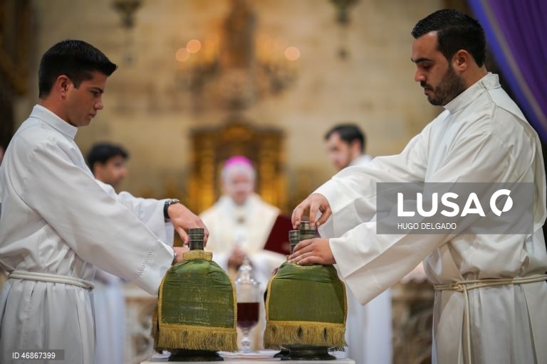 Missa Crismal e Bênção dos Santos Óleos na Sé Catedral de Braga presidida pelo Arcebispo de Braga D.José Cordeiro , durante as Solenidades da Semana Santa de Braga, Portugal, 2 Abril  2026. HUGO DELGADO/LUSA