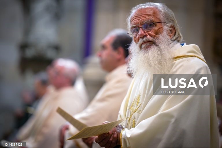 Missa Crismal e Bênção dos Santos Óleos na Sé Catedral de Braga presidida pelo Arcebispo de Braga D.José Cordeiro (ausente na fotografia), durante as Solenidades da Semana Santa de Braga, Portugal, 2 Abril  2026. HUGO DELGADO/LUSA