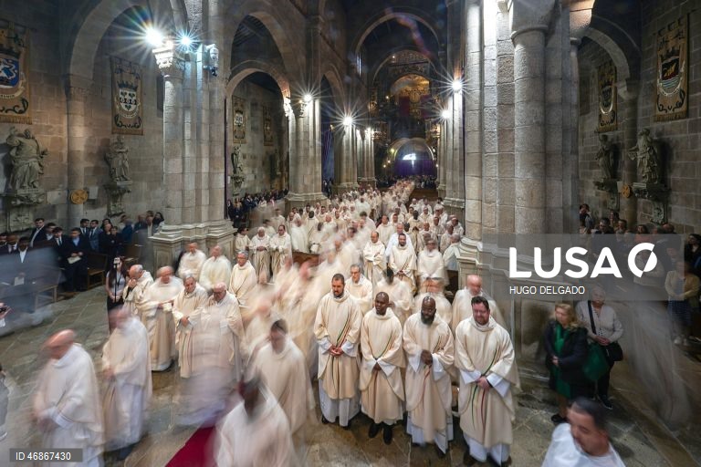 Missa Crismal e Bênção dos Santos Óleos na Sé Catedral de Braga presidida pelo Arcebispo de Braga D.José Cordeiro , durante as Solenidades da Semana Santa de Braga, Portugal, 2 Abril  2026. HUGO DELGADO/LUSA