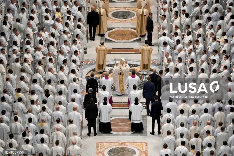 Papa Leão XIV celebra Missa Crismal e Missa da Última Ceia 