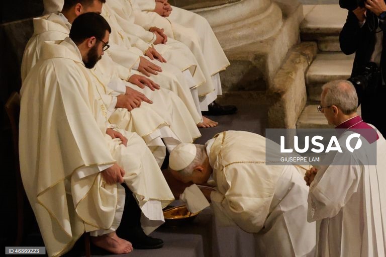Papa Leão XIV celebra Missa Crismal e Missa da Última Ceia 