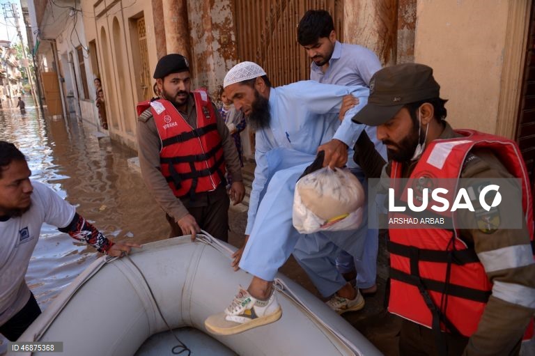 Cheias no Paquistão