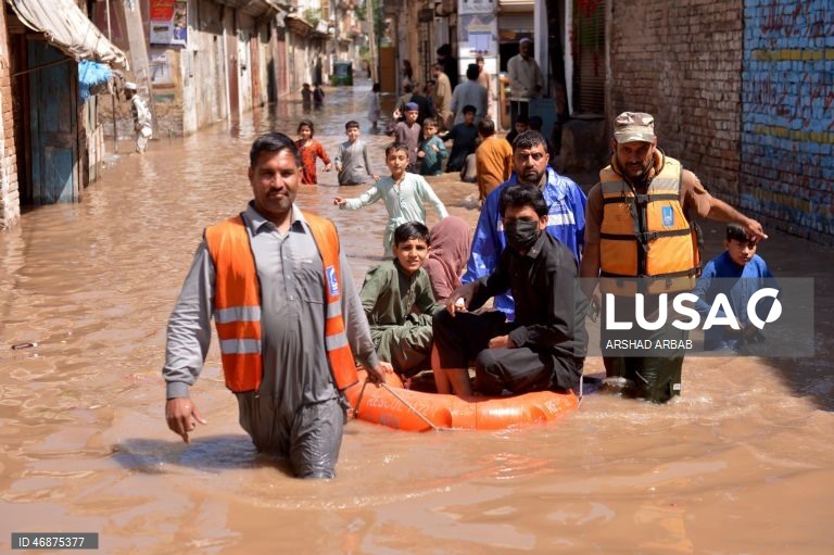 Cheias no Paquistão