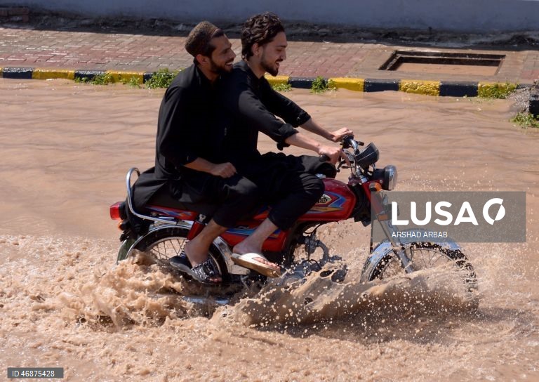 Cheias no Paquistão