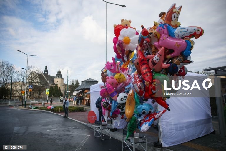 Polónia: Celebração da Páscoa de Emaús em Cracóvia.