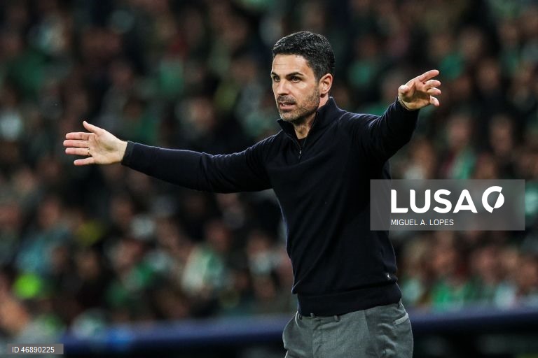 O bicampeão português Sporting perdeu hoje por 1-0 com o Arsenal, líder destacado da Premier League, em encontro da primeira mão dos quartos de final da Liga dos Campeões em futebol, no Estádio José Alvalade, em Lisboa.