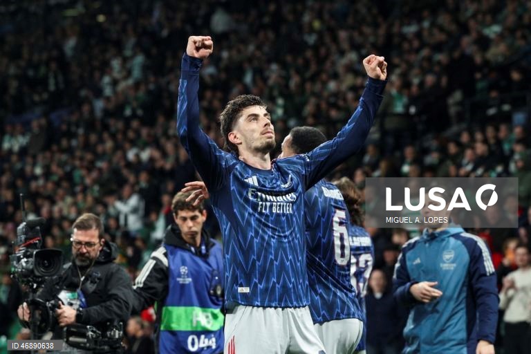 O bicampeão português Sporting perdeu hoje por 1-0 com o Arsenal, líder destacado da Premier League, em encontro da primeira mão dos quartos de final da Liga dos Campeões em futebol, no Estádio José Alvalade, em Lisboa.