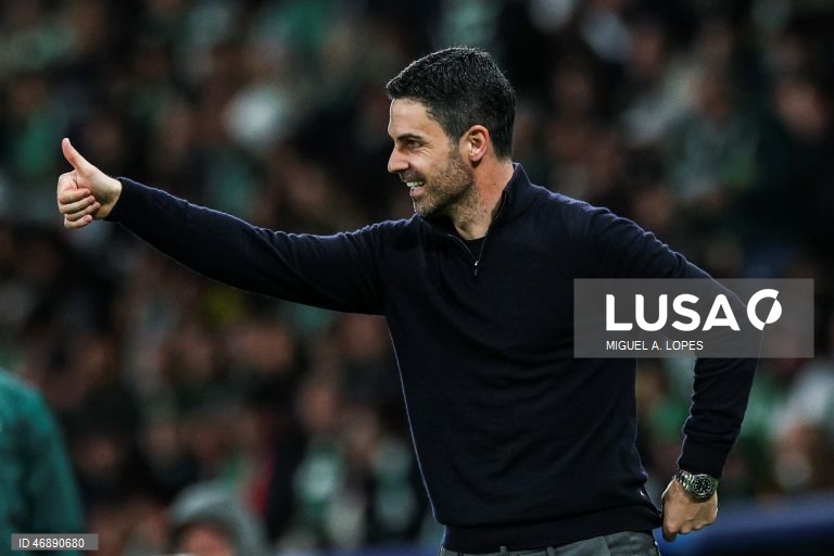O bicampeão português Sporting perdeu hoje por 1-0 com o Arsenal, líder destacado da Premier League, em encontro da primeira mão dos quartos de final da Liga dos Campeões em futebol, no Estádio José Alvalade, em Lisboa.