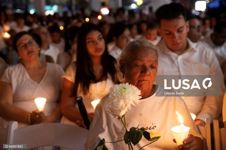 República Dominicana: Vigília marca o primeiro ano do incêndio mortal na discoteca Jet Set