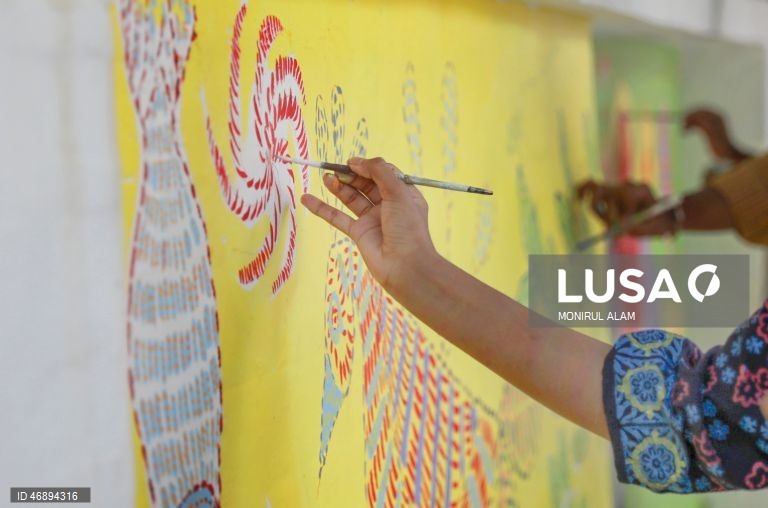 Daca: Preparações para o Ano Novo de Bangla 1433, "Pahela Baishakh"