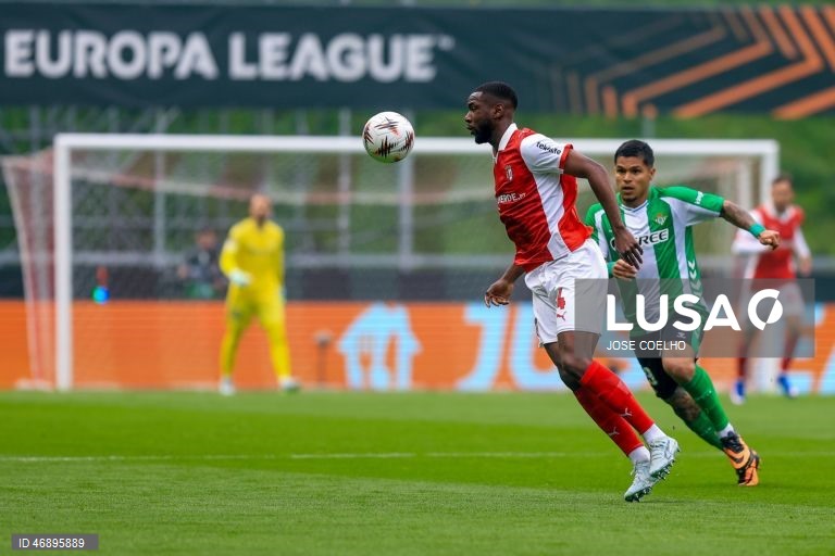 O Sporting de Braga empatou hoje a um golo na receção aos espanhóis do Betis, em encontro da primeira mão dos quartos de final da Liga Europa em futebol, disputado no Estádio Municipal de Braga.