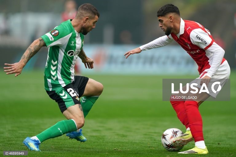 O Sporting de Braga empatou hoje a um golo na receção aos espanhóis do Betis, em encontro da primeira mão dos quartos de final da Liga Europa em futebol, disputado no Estádio Municipal de Braga.