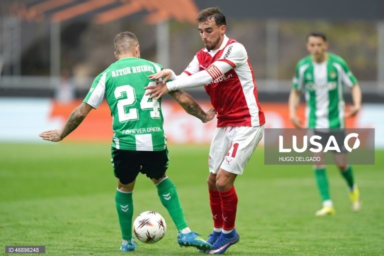 O Sporting de Braga empatou hoje a um golo na receção aos espanhóis do Betis, em encontro da primeira mão dos quartos de final da Liga Europa em futebol, disputado no Estádio Municipal de Braga.