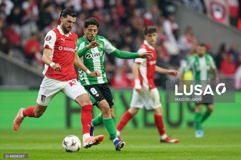O Sporting de Braga empatou hoje a um golo na receção aos espanhóis do Betis, em encontro da primeira mão dos quartos de final da Liga Europa em futebol, disputado no Estádio Municipal de Braga.