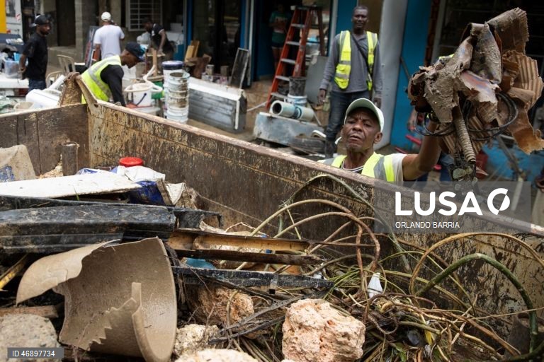 República Dominicana: Chuvas intensas provocam graves inundações