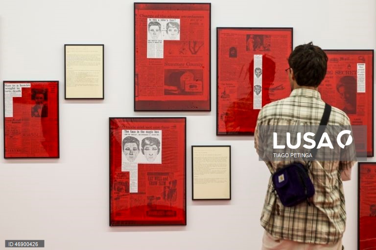 Visita de imprensa às exposições "Personagens e Intérpretes" na Culturgest em Lisboa, 9 de abril de 2026. As exposições comemoram os 50 anos de atividade como artista plástico e os 30 anos da vertente particular da obra de João Penalva. TIAGO PETINGA/LUSA