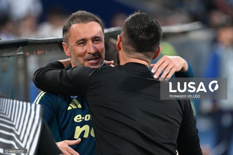 O FC Porto empatou hoje 1-1 na receção aos ingleses do Nottingham Forest, treinados pelo português Vítor Pereira, na primeira mão dos quartos de final da Liga Europa de futebol, num jogo com dois golos nos primeiros 15 minutos.