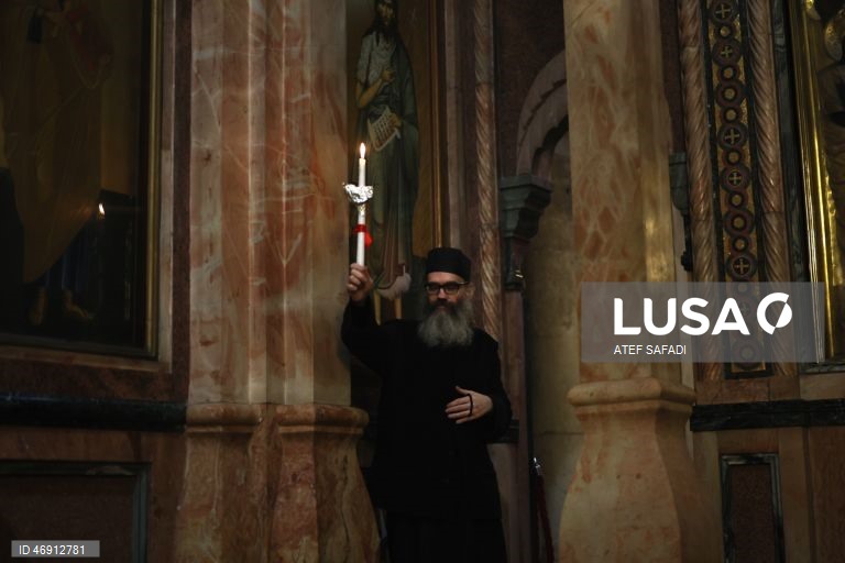 Jerusalém: Cerimónia do Fogo Sagrado na Igreja do Santo Sepulcro