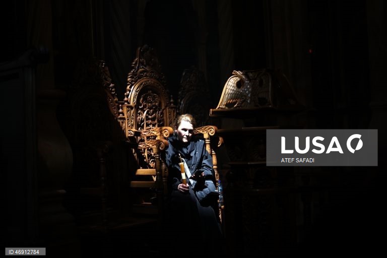 Jerusalém: Cerimónia do Fogo Sagrado na Igreja do Santo Sepulcro