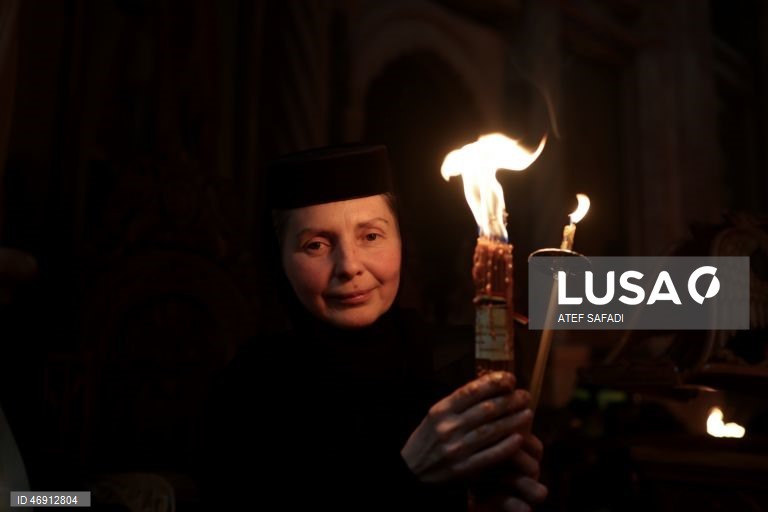 Jerusalém: Cerimónia do Fogo Sagrado na Igreja do Santo Sepulcro