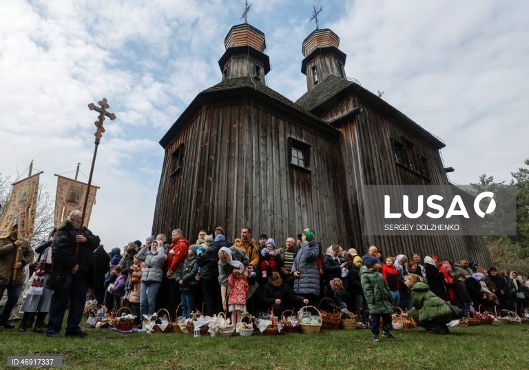 Ucrânia: Celebração do Domingo de Páscoa ortodoxa