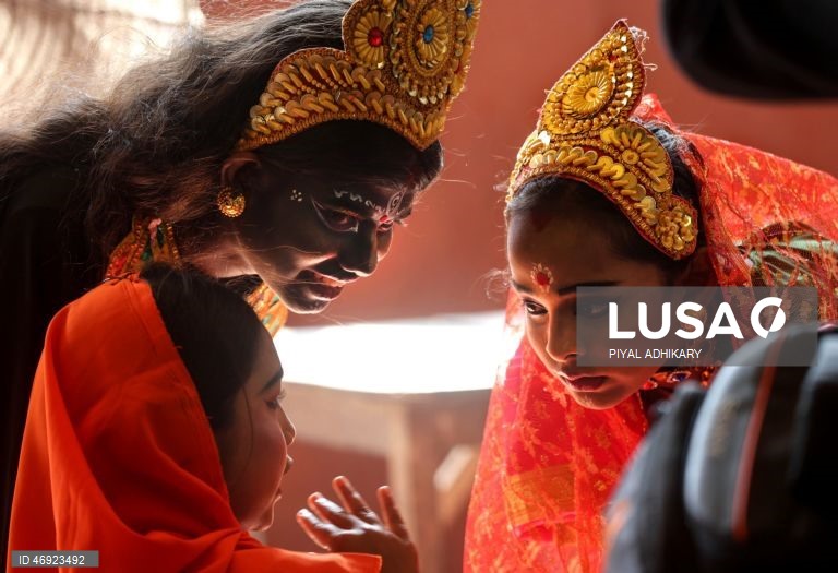 India: Festival de Gajan em Bengala Ocidental