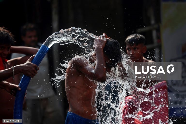 India: Festival de Gajan em Bengala Ocidental