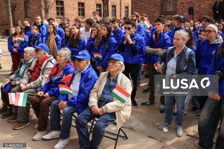 Polónia: Dia do Holocausto no antigo campo de concentração de Auschwitz