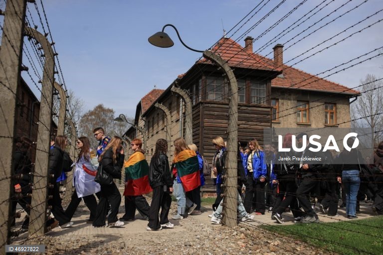 Polónia: Dia do Holocausto no antigo campo de concentração de Auschwitz