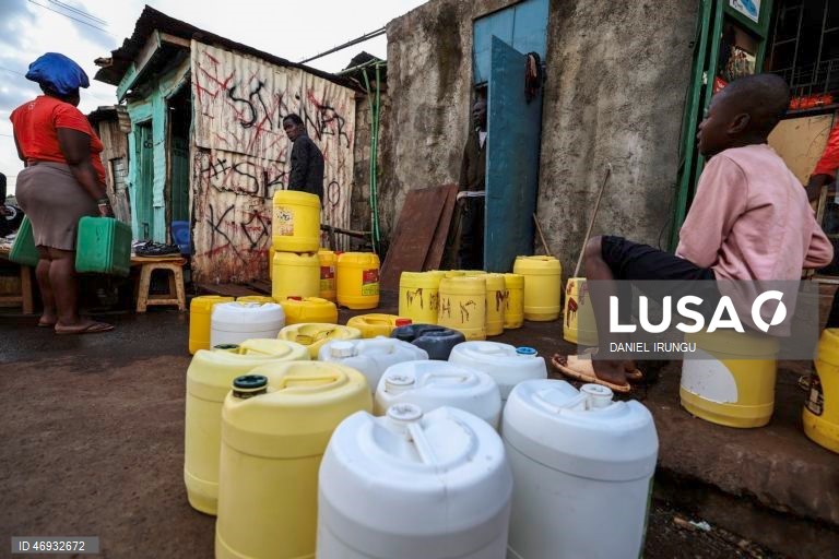 Quénia: quotidiano na favela Kibela, em Nairobi