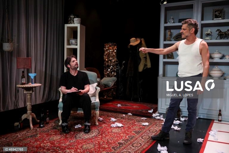 Teatro: Ensaio de imprensa da peça "Verdadeiro Oeste"