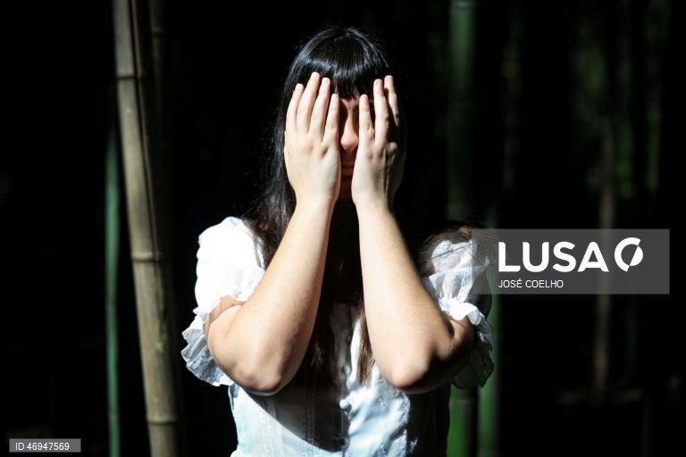 Reportagem: Entre a dança, música e surf, jovens autistas encontram um lugar de pertença