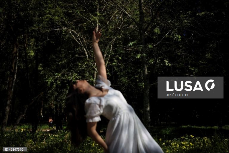 Reportagem: Entre a dança, música e surf, jovens autistas encontram um lugar de pertença