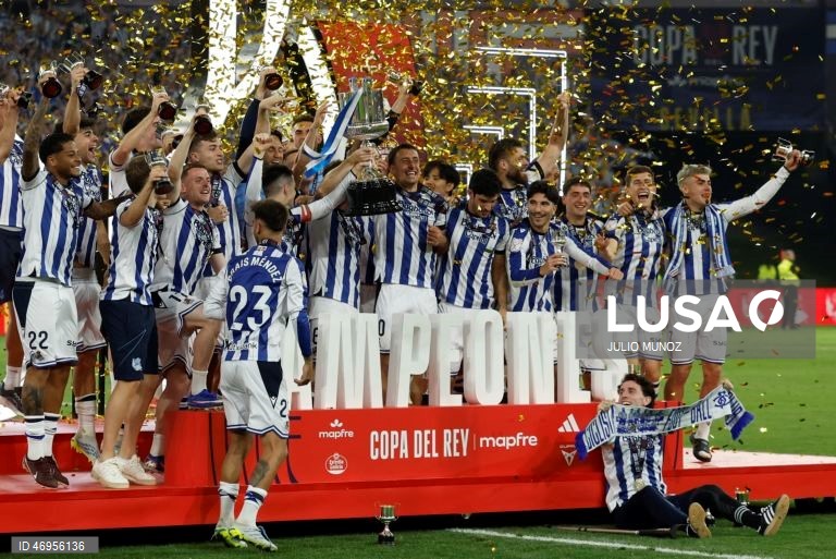 Futebol: Taça de Espanha: Atlético de Madrid vs Real Sociedad