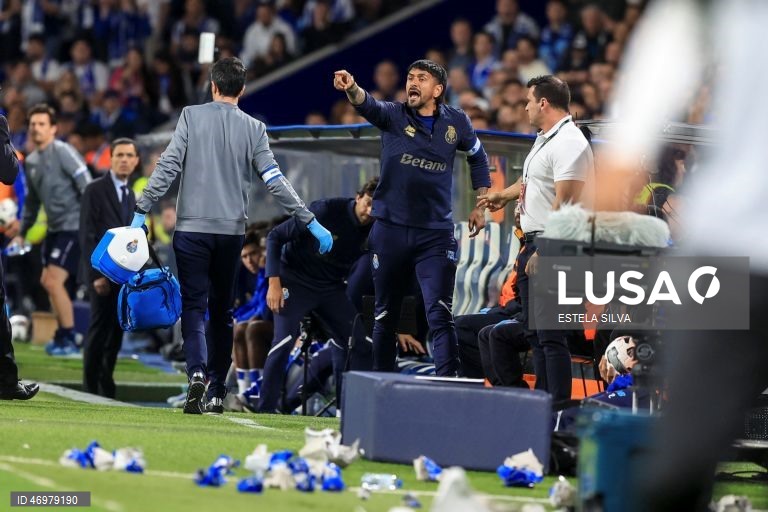 O Sporting qualificou-se hoje pela 32.ª vez para a final da Taça de Portugal em futebol, ao empatar a zero no reduto do FC Porto, em encontro da segunda mão das meias-finais.