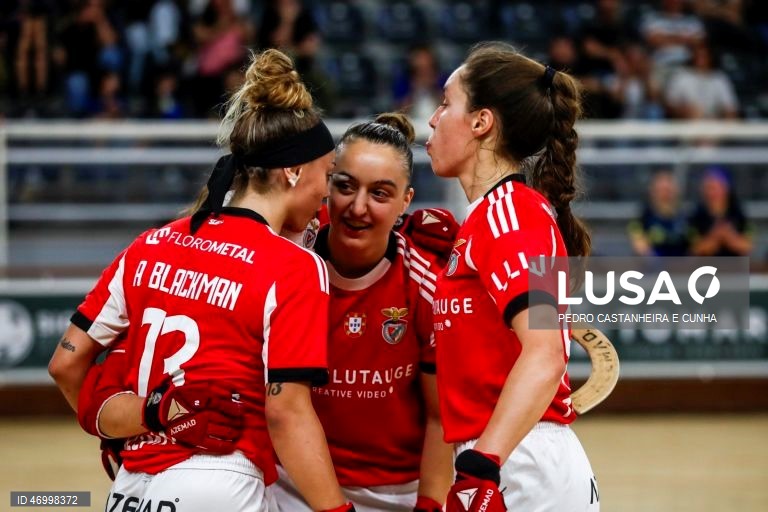 Jogadoras do Benfica festejam o golo contra o Stuart Hoquei Clube de Massamá no jogo da final da Taça de Portugal de hóquei em patins feminino disputado no Pavilhão Municipal Patrícia Sampaio, 26 abril 2026 em Tomar. PEDRO CASTANHEIRA E CUNHA/LUSA