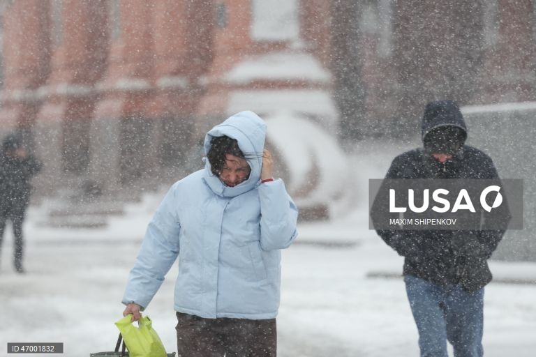 Rússia: Queda de neve em Moscovo