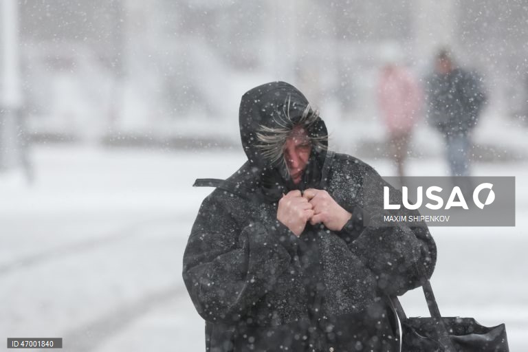 Rússia: Queda de neve em Moscovo