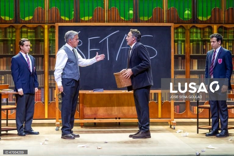 Teatro: Ensaio de imprensa da peça “Clube dos Poetas Mortos”