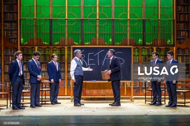 Teatro: Ensaio de imprensa da peça “Clube dos Poetas Mortos”