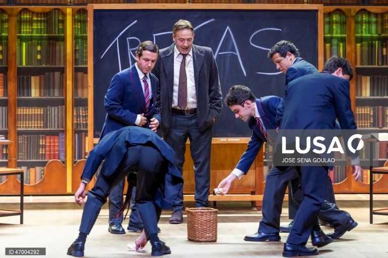 Teatro: Ensaio de imprensa da peça “Clube dos Poetas Mortos”
