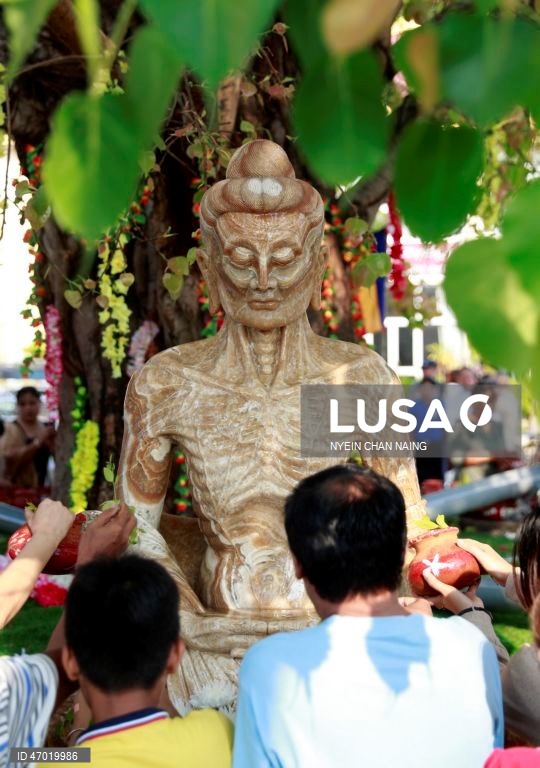 Myanmar: Celebrações do Dia do Buda