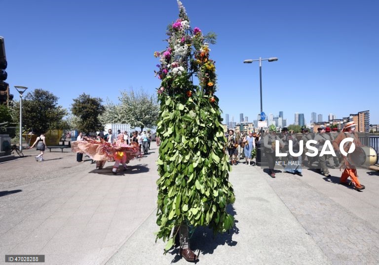 O «Jack in the Green» de Deptford celebra o 1 de maio em Londres.