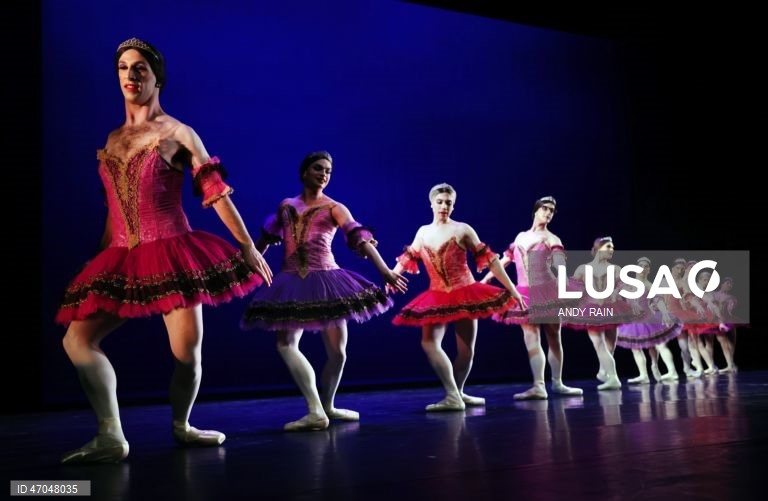 Londres: Les Ballets Trockadero de Monte Carlo