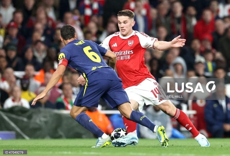 Um golo de Bukayo Saka foi o suficiente para o Arsenal levar hoje de vencida o Atlético de Madrid por 1-0, assegurando assim a presença dos londrinos na final da Liga dos Campeões de futebol.